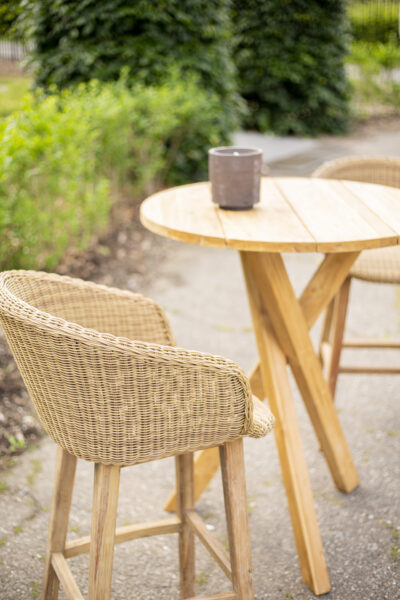 Round Bar Table & 2 Jean Barstool - Maison Pederrey - Afbeelding 5